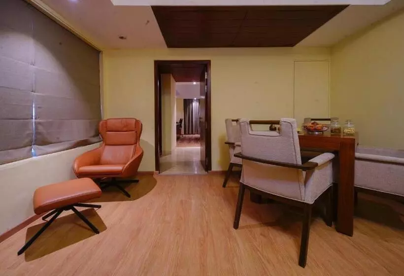 هتل Babylon Capital