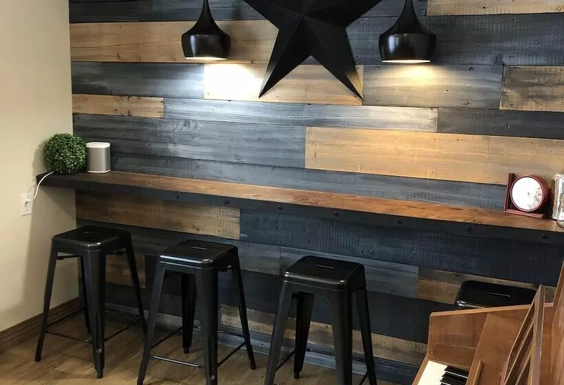 Hotelli Villa Inn & Suites, Surestay Collection By Best Western