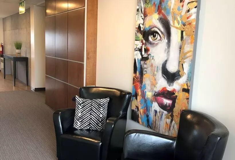 Hotelli Villa Inn & Suites, Surestay Collection By Best Western