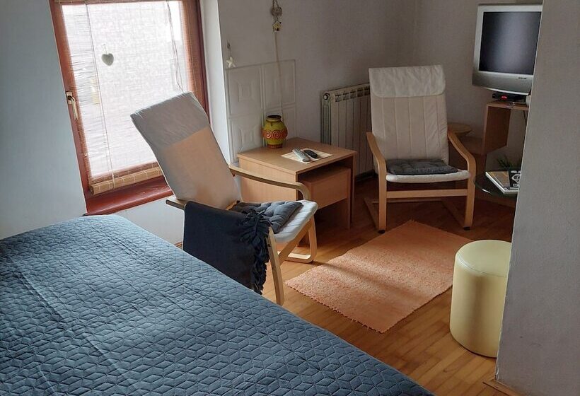 پانسیون Guest House Bikica