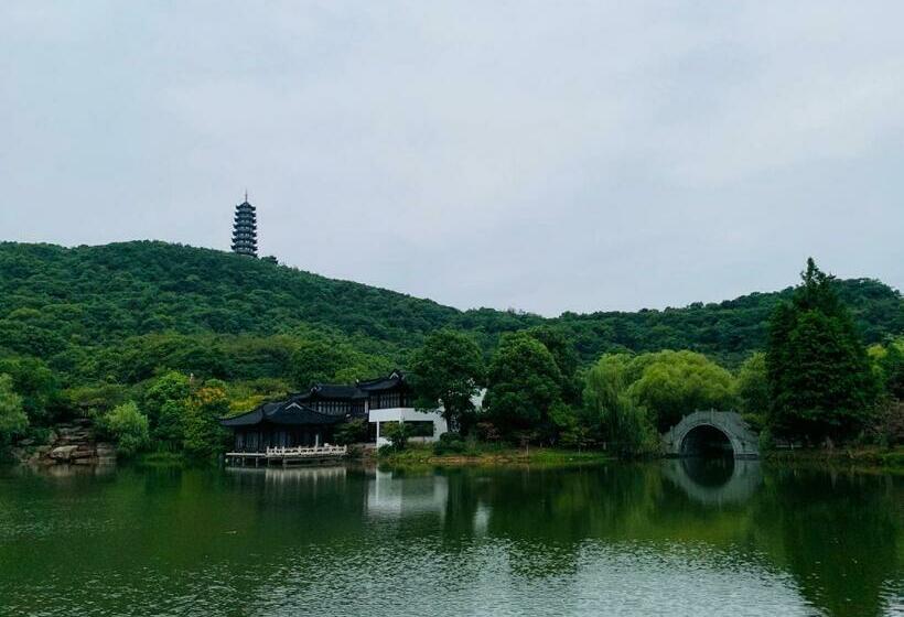 فندق Holiday Inn Express Zhangjiagang Free Trade Zone, An Ihg