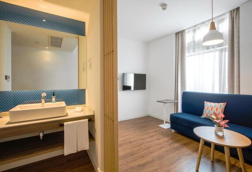 فندق Holiday Inn Express Zhangjiagang Free Trade Zone, An Ihg