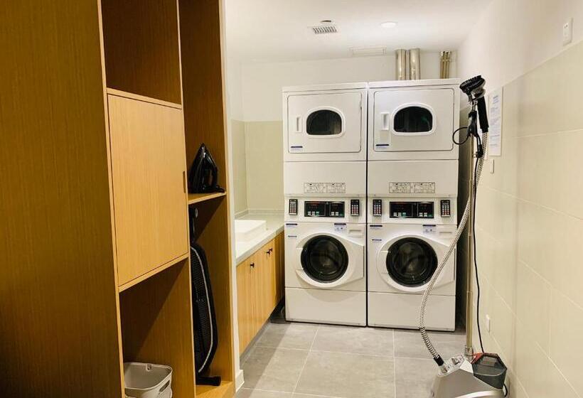 فندق Holiday Inn Express Zhangjiagang Free Trade Zone, An Ihg