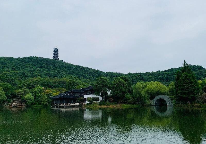 فندق Holiday Inn Express Zhangjiagang Free Trade Zone, An Ihg