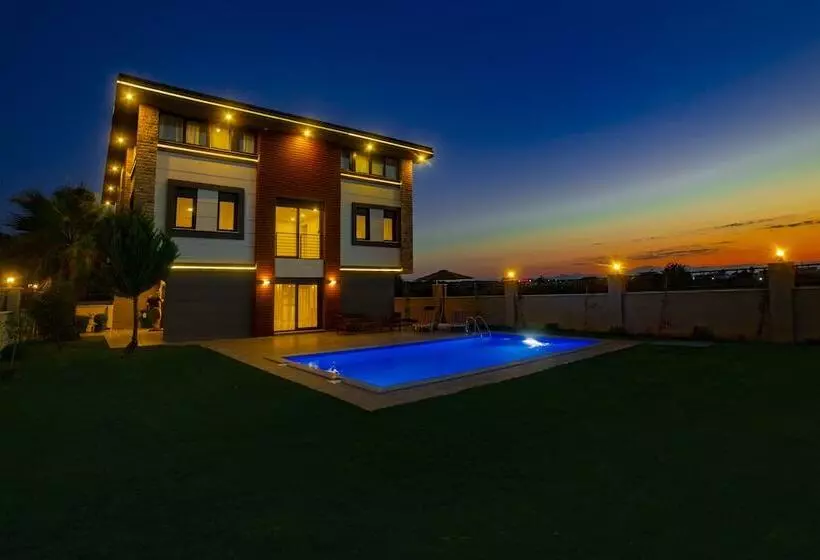 Nest Private Villas