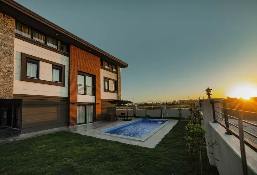 Nest Private Villas