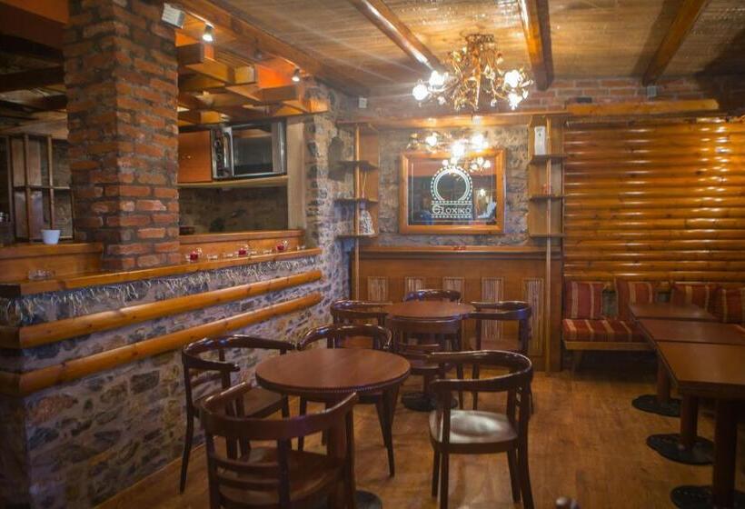 פנסיון Exohiko