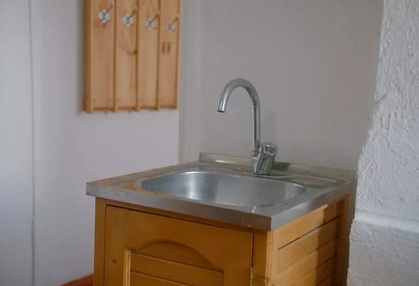 پانسیون Guesthouse Alakol