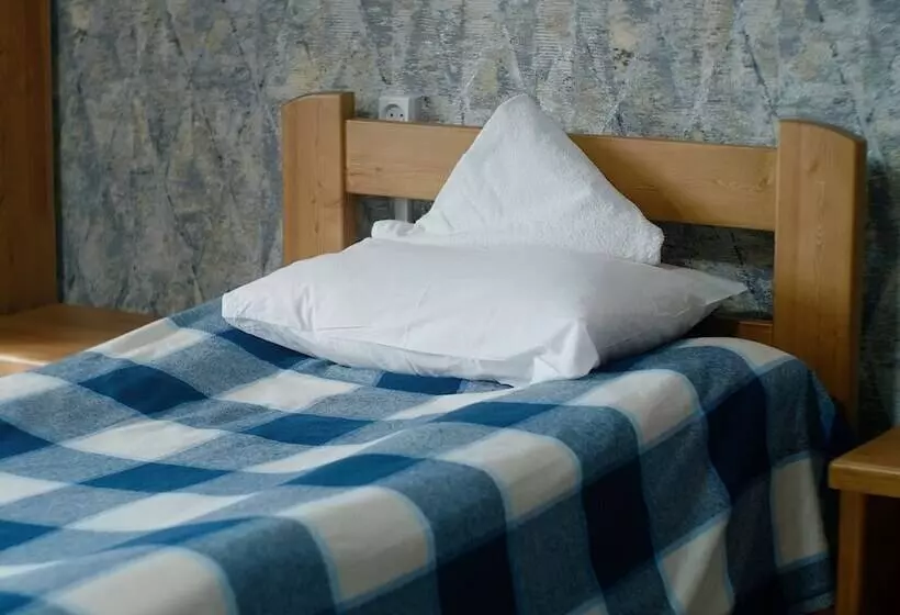 پانسیون Guesthouse Alakol