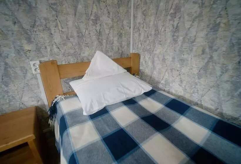 پانسیون Guesthouse Alakol