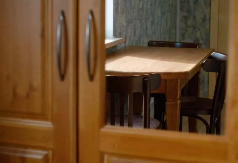 پانسیون Guesthouse Alakol