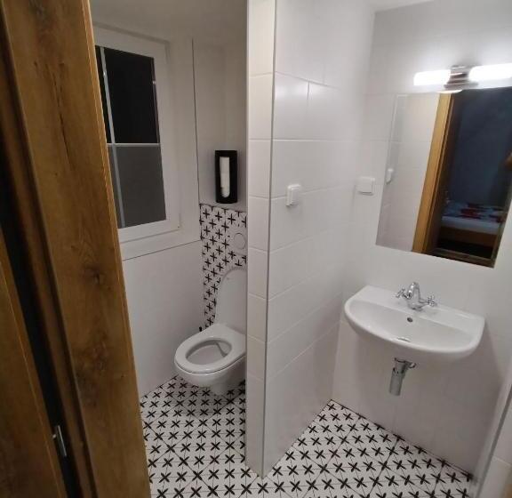 ペンション Lipanka