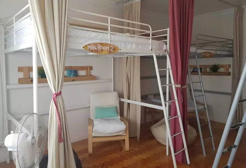 پانسیون Nesha Guesthouse Lisbon