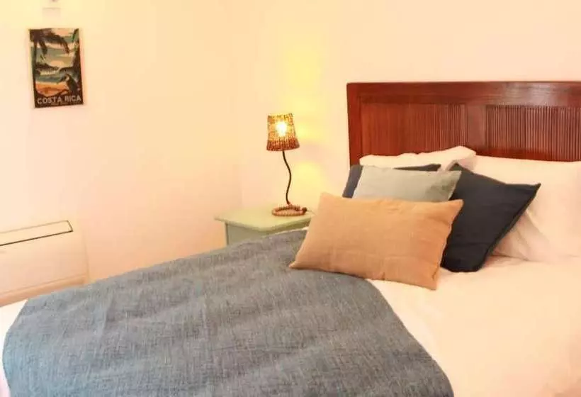 پانسیون Nesha Guesthouse Lisbon