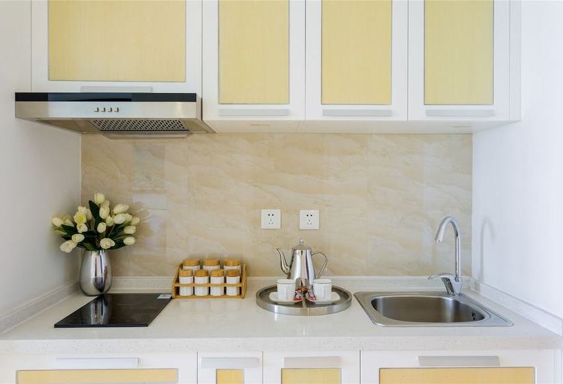 Qinhuangdao Huaqianshu Hostel