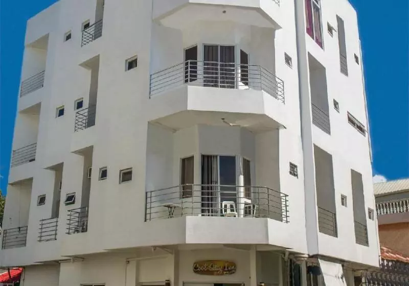 Hotelli Cool Stay Inn