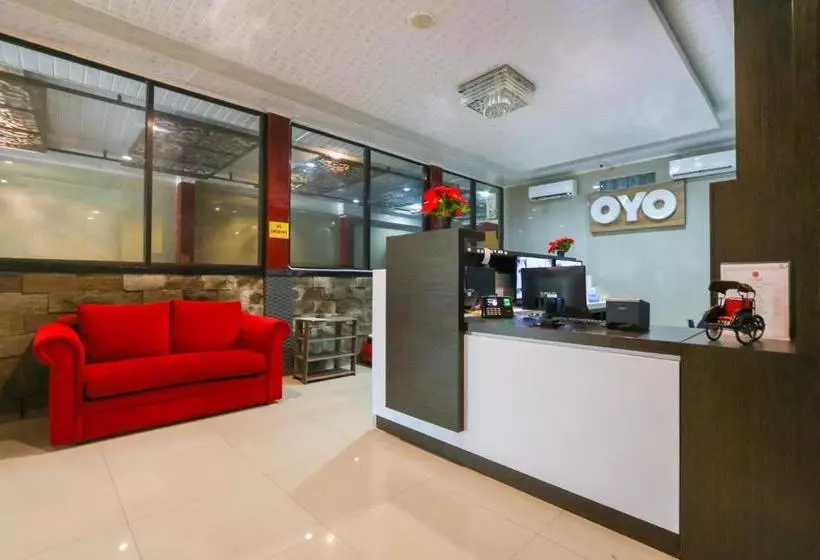 Hôtel Oyo 3239 Jc