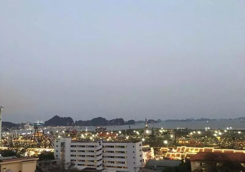 هتل Khã¡ch Sáº¡n Phæ°æ¡ng Trang