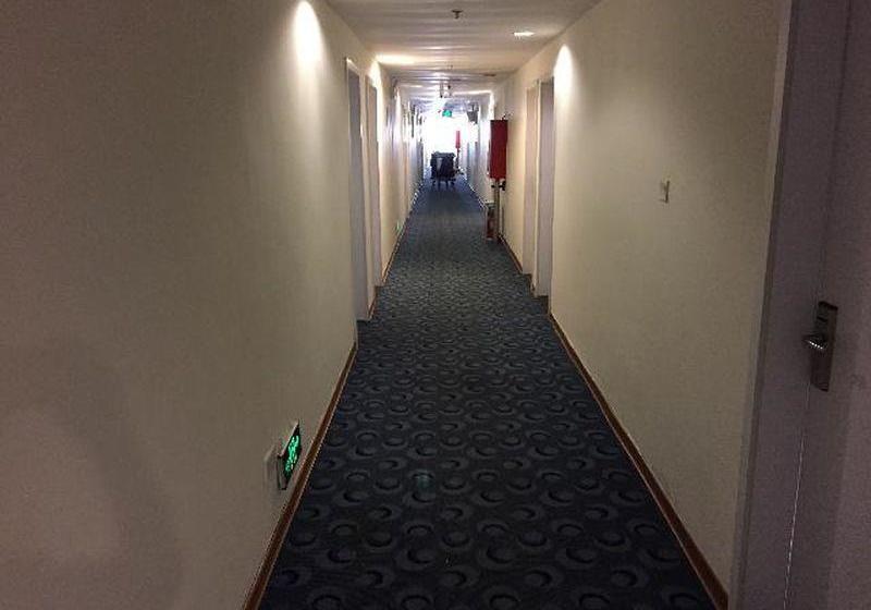 ホテル Qingdao 7 Days Inn