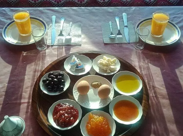 Majatalo Appart Hotel Jardins D Imilchil Hostel