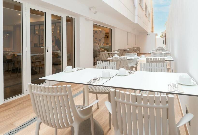 فندق Senator Cala Millor