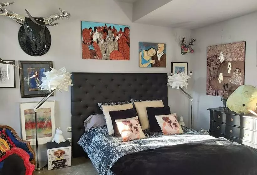 تختخواب و صبحانه Chambres D Hotes La Maison Diderot