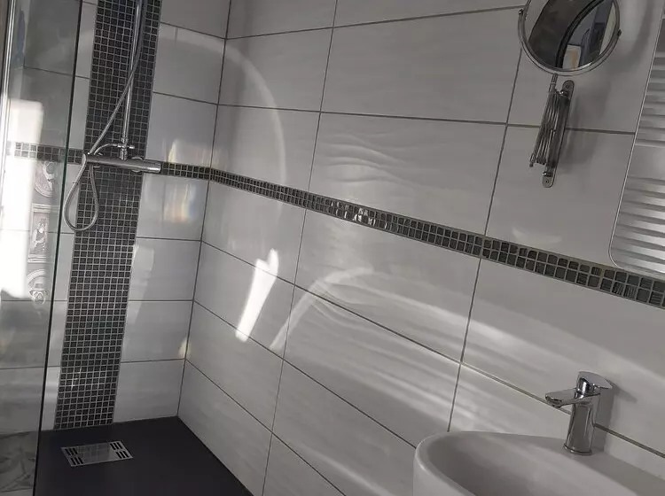 تختخواب و صبحانه Chambres D Hotes La Maison Diderot