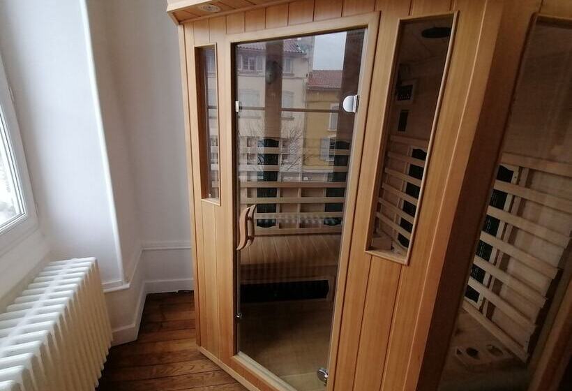 Bed and Breakfast Le 434 Avec Sauna Privatif