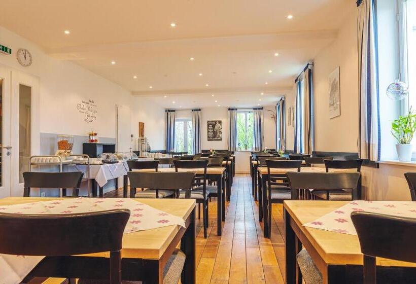 Fränkische Landherberge, Hotel Garni