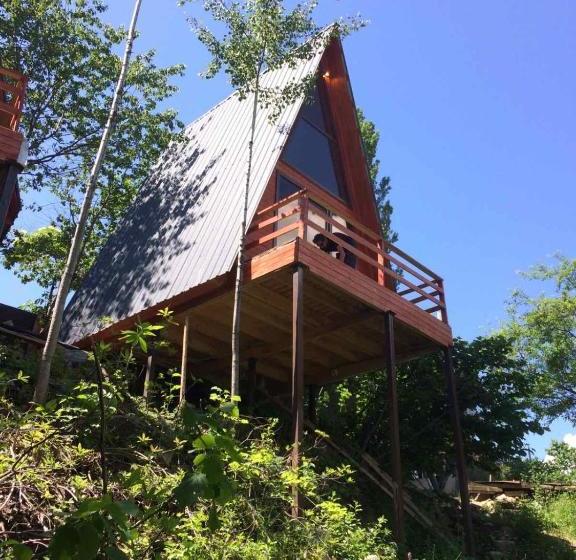 استراحتگاه Paradiso Mestia