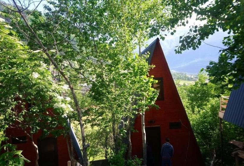 استراحتگاه Paradiso Mestia