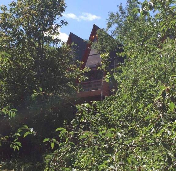 استراحتگاه Paradiso Mestia