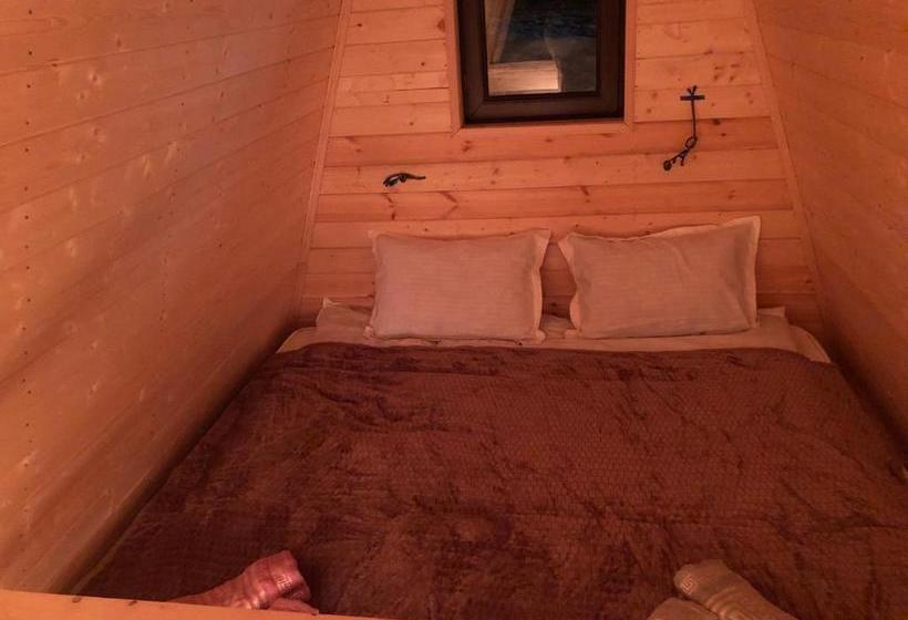 استراحتگاه Paradiso Mestia