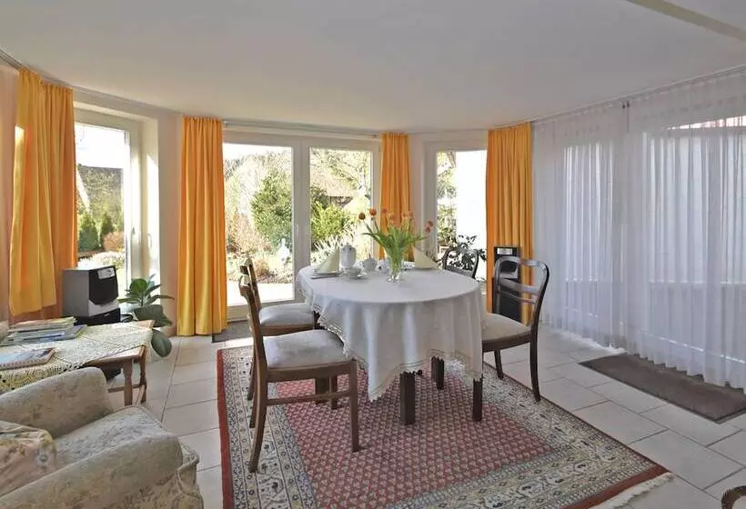 Flat In Bellenberg With Sunbathing Lawn