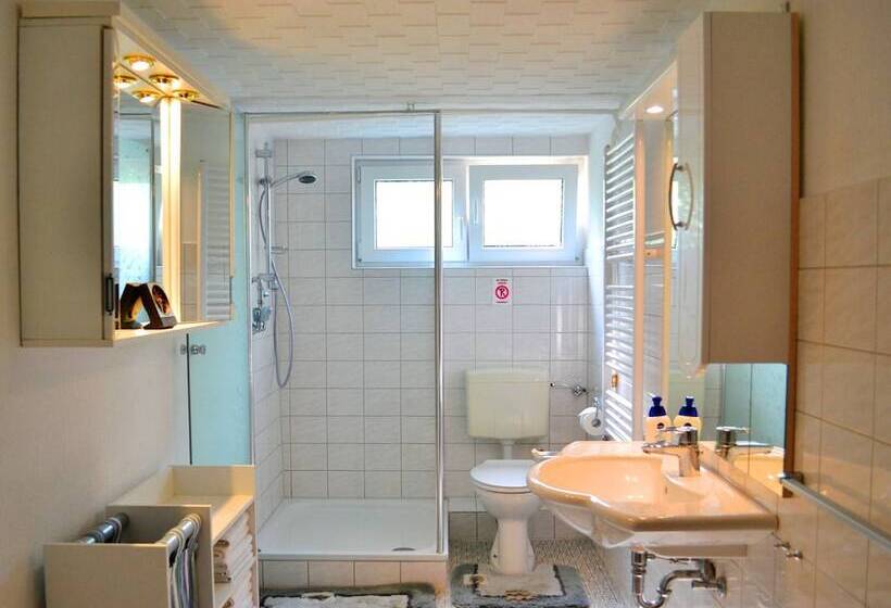 Flat In Bellenberg With Sunbathing Lawn