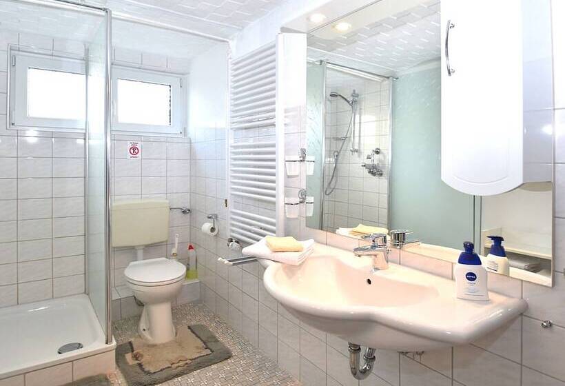 Flat In Bellenberg With Sunbathing Lawn