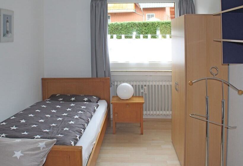 Beautiful Apartment In Bodenwerder With Balcony