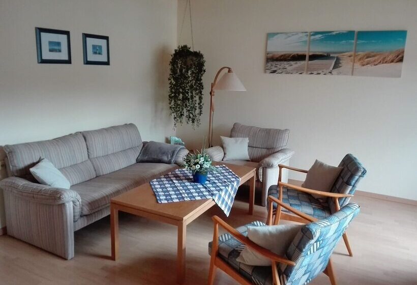 Beautiful Apartment In Bodenwerder With Balcony