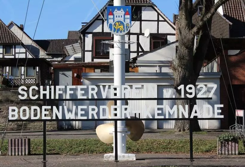 Beautiful Apartment In Bodenwerder With Balcony