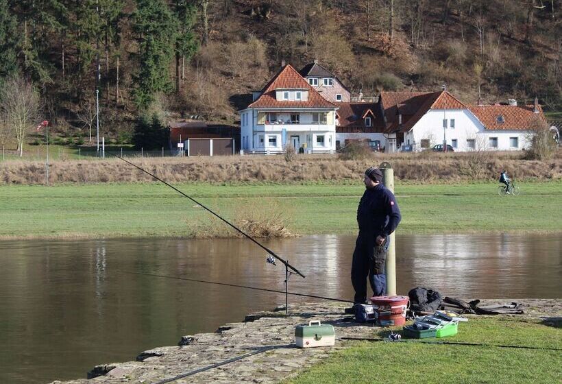 Beautiful Apartment In Bodenwerder With Balcony