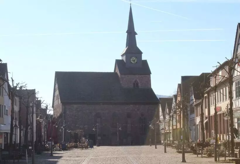 Beautiful Apartment In Bodenwerder With Balcony