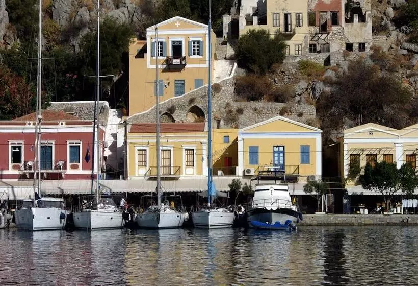 ホテル Limani Life