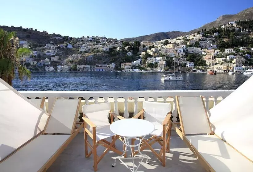 ホテル Limani Life