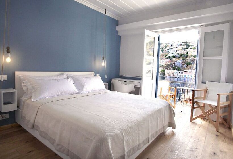 בית מלון כפרי Limani Life