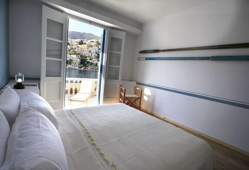 בית מלון כפרי Limani Life