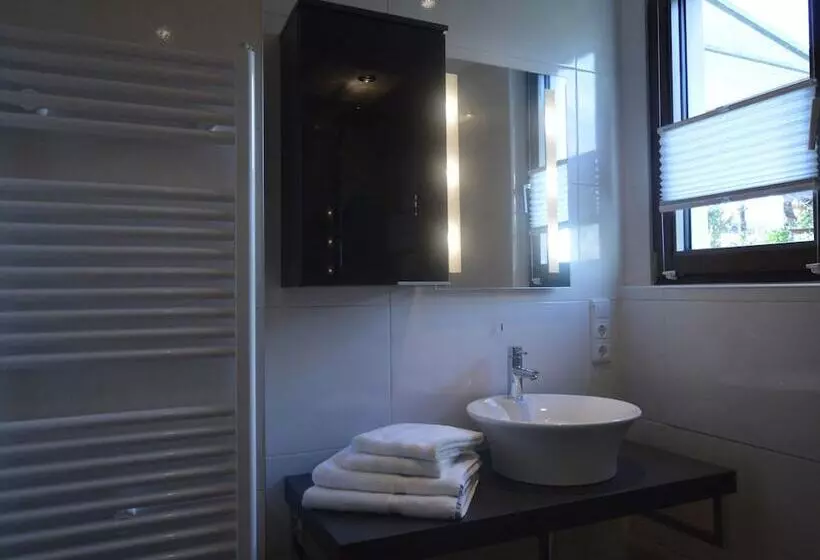 Apartment In Trittenheim With Terrace And Garden