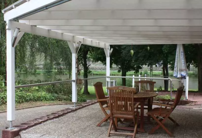 Apartment In Trittenheim With Terrace And Garden