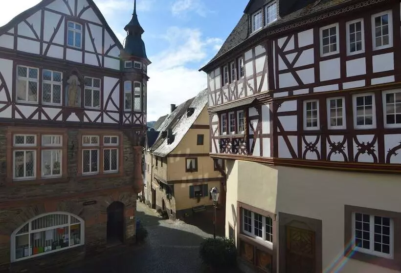 Classy Holiday Home In Rzig Near Forest