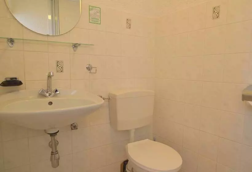 Classy Holiday Home In Rzig Near Forest