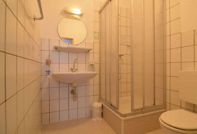 Classy Holiday Home In Rzig Near Forest